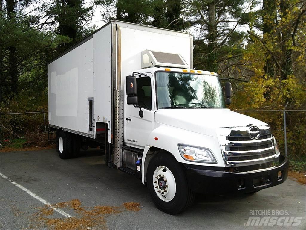 Hino 338 Box body trucks