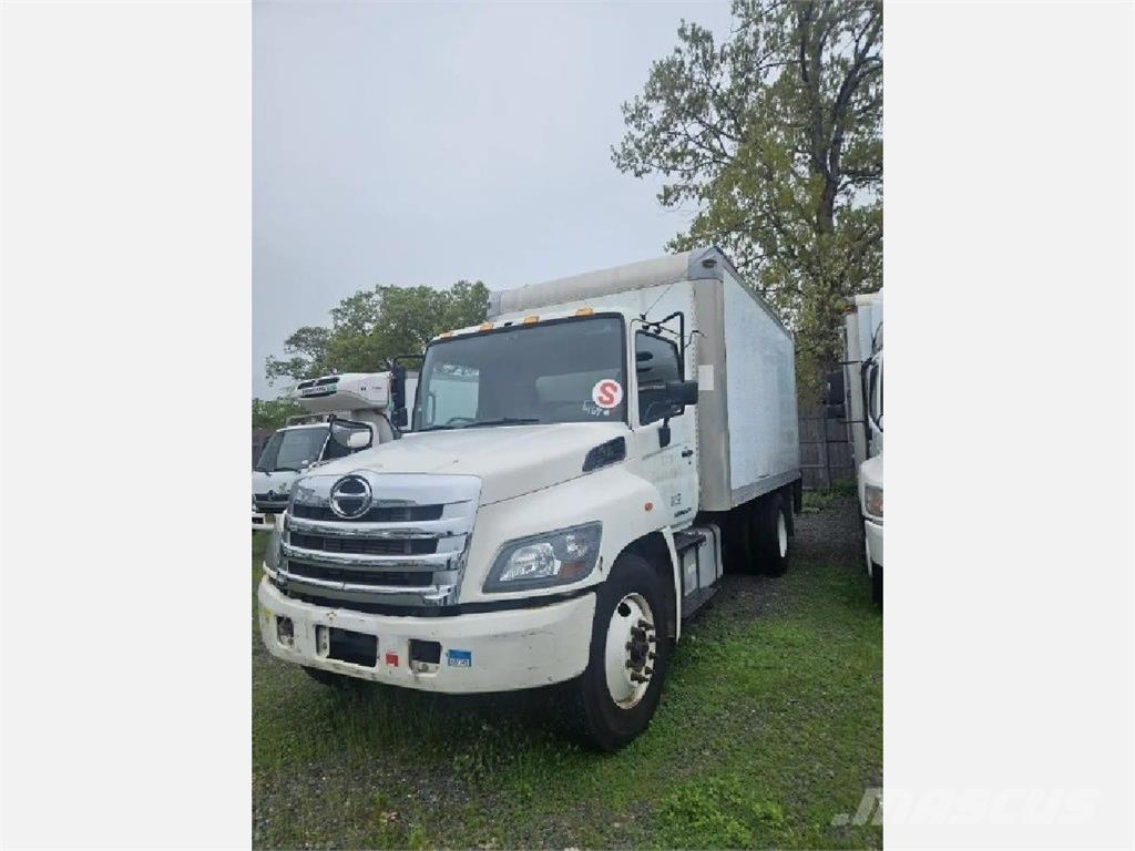 Hino 338 Box body trucks