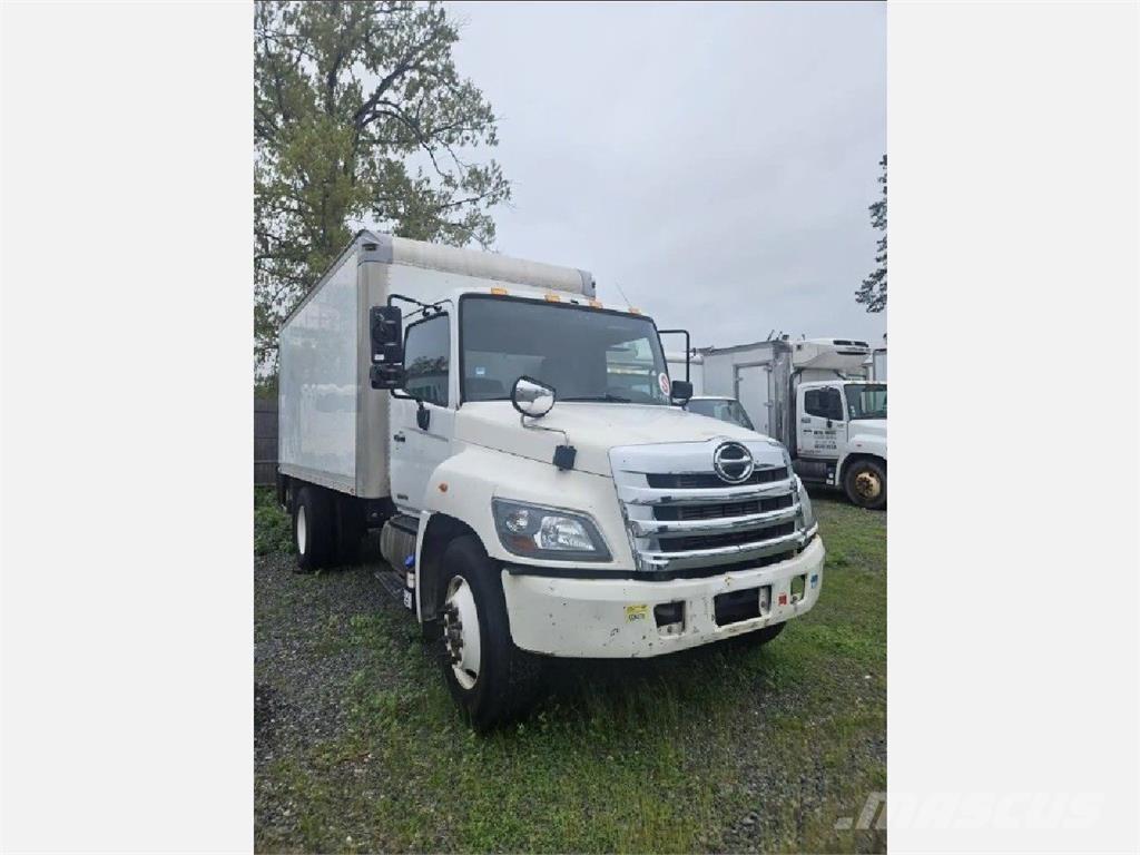 Hino 338 Box body trucks