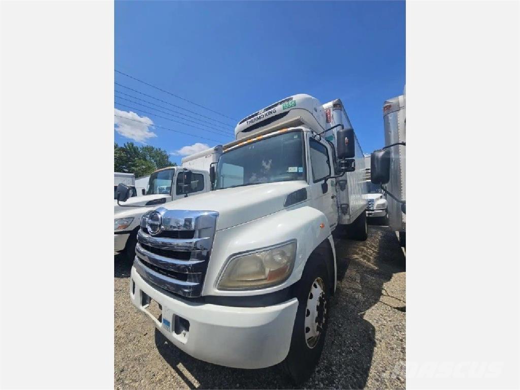 Hino 338 Temperature controlled trucks