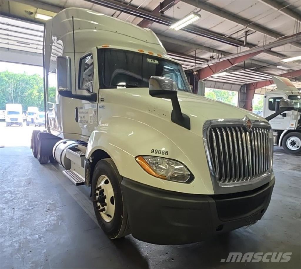 International LT Tractor Units