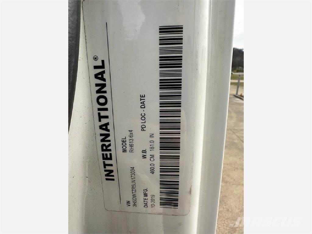 International RH Tractor Units