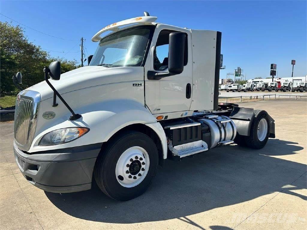 International RH Tractor Units