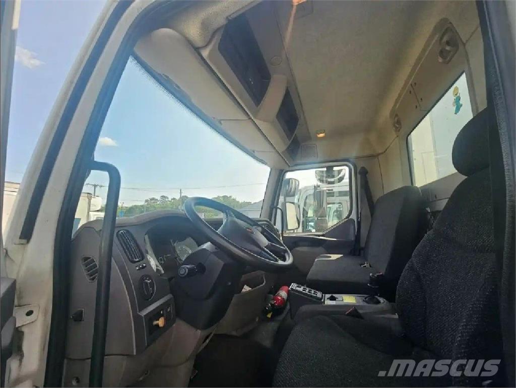 Kenworth K370 Box body trucks