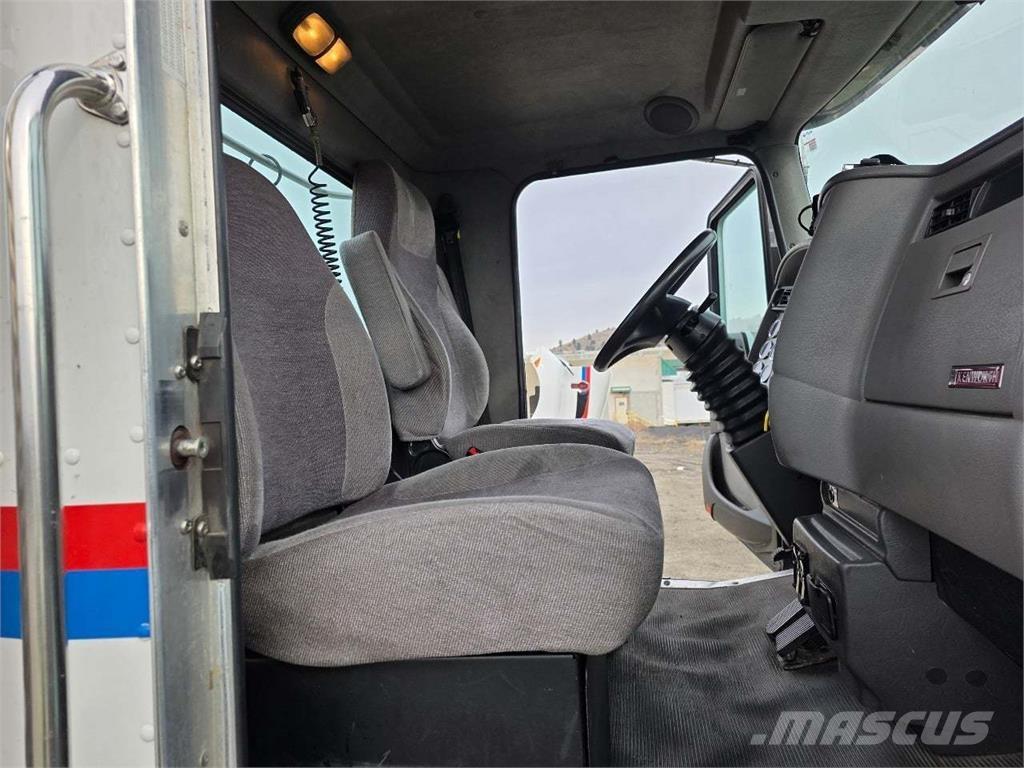 Kenworth T370 Tractor Units