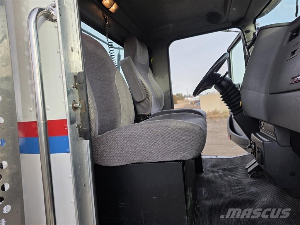 Kenworth T370 Tractor Units