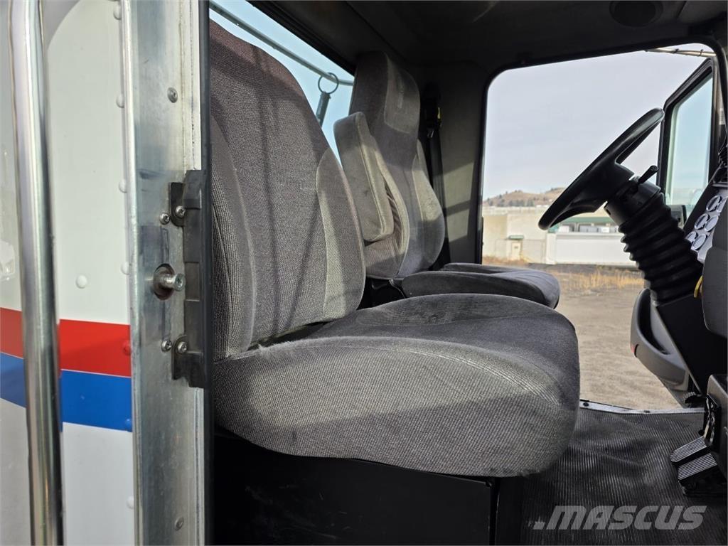 Kenworth T370 Tractor Units