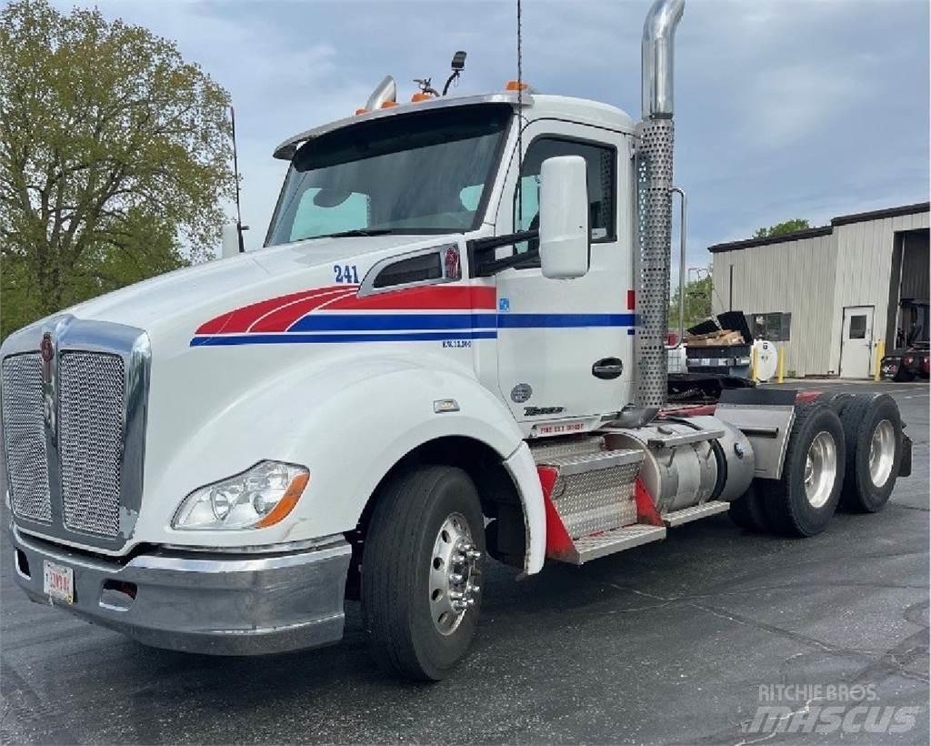 Kenworth T680 Tractor Units