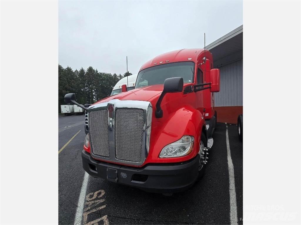 Kenworth T680 Tractor Units