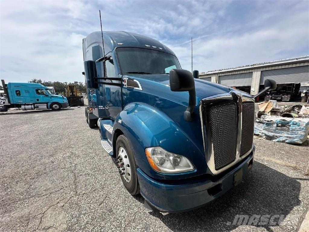 Kenworth T680 Tractor Units