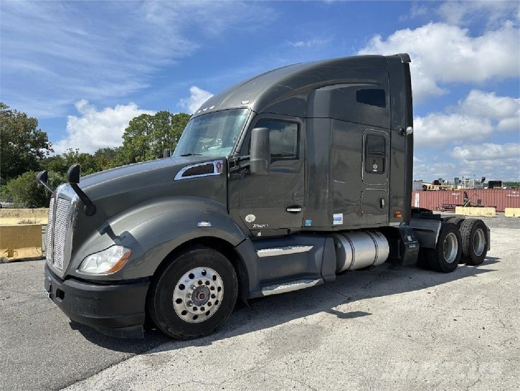 Kenworth T680 Tractor Units