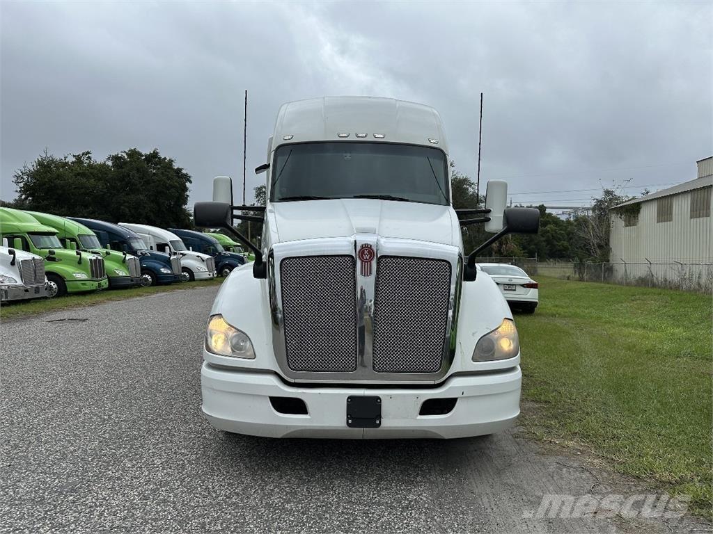 Kenworth T680 Tractor Units