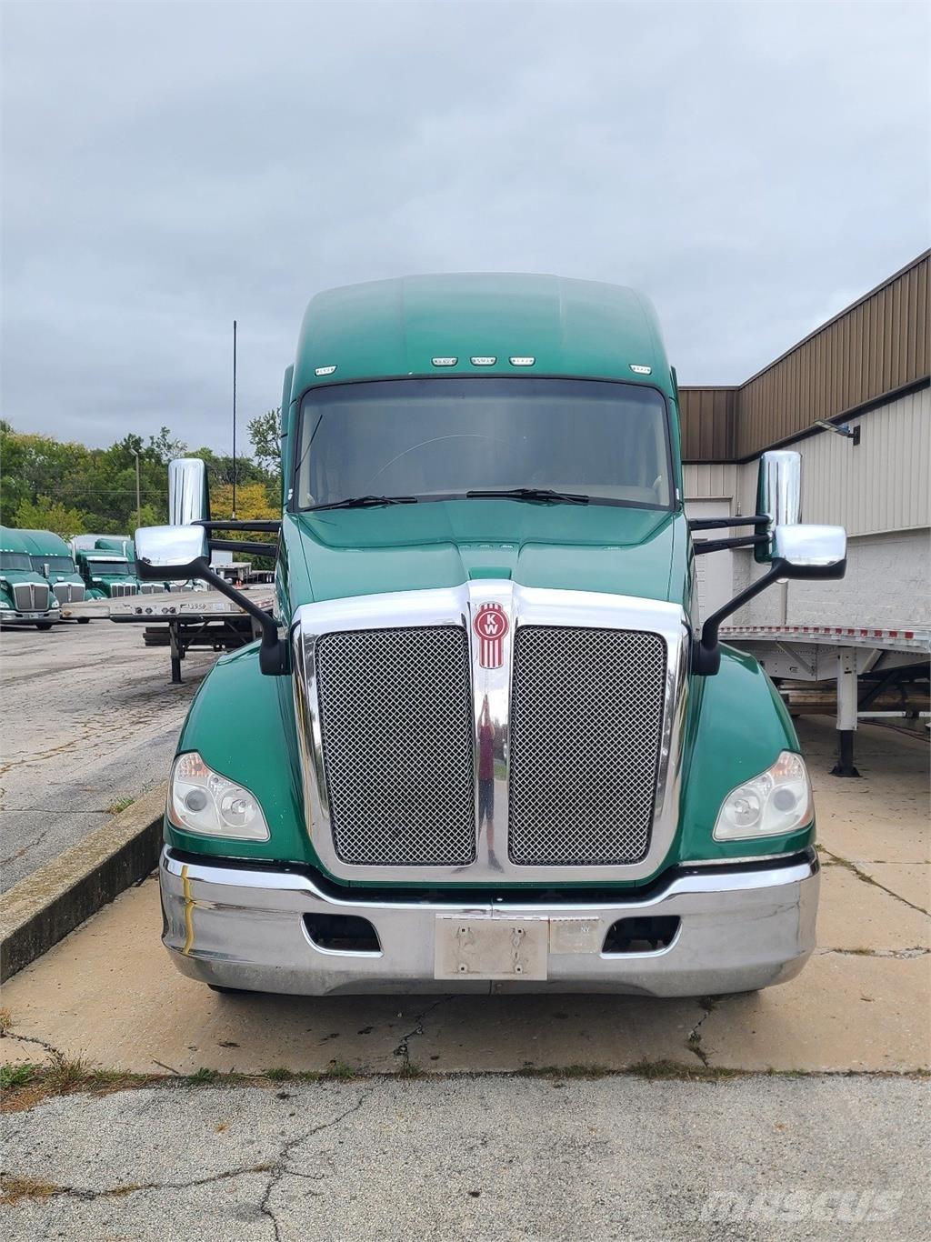 Kenworth T680 Tractor Units