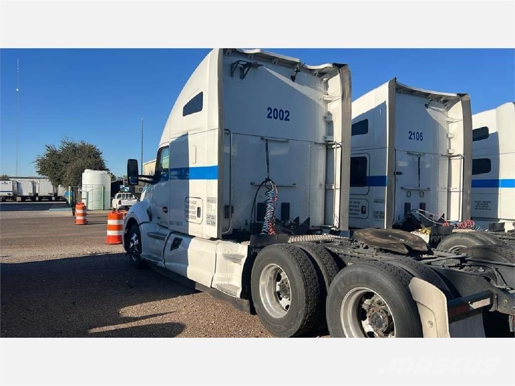 Kenworth T680 Tractor Units