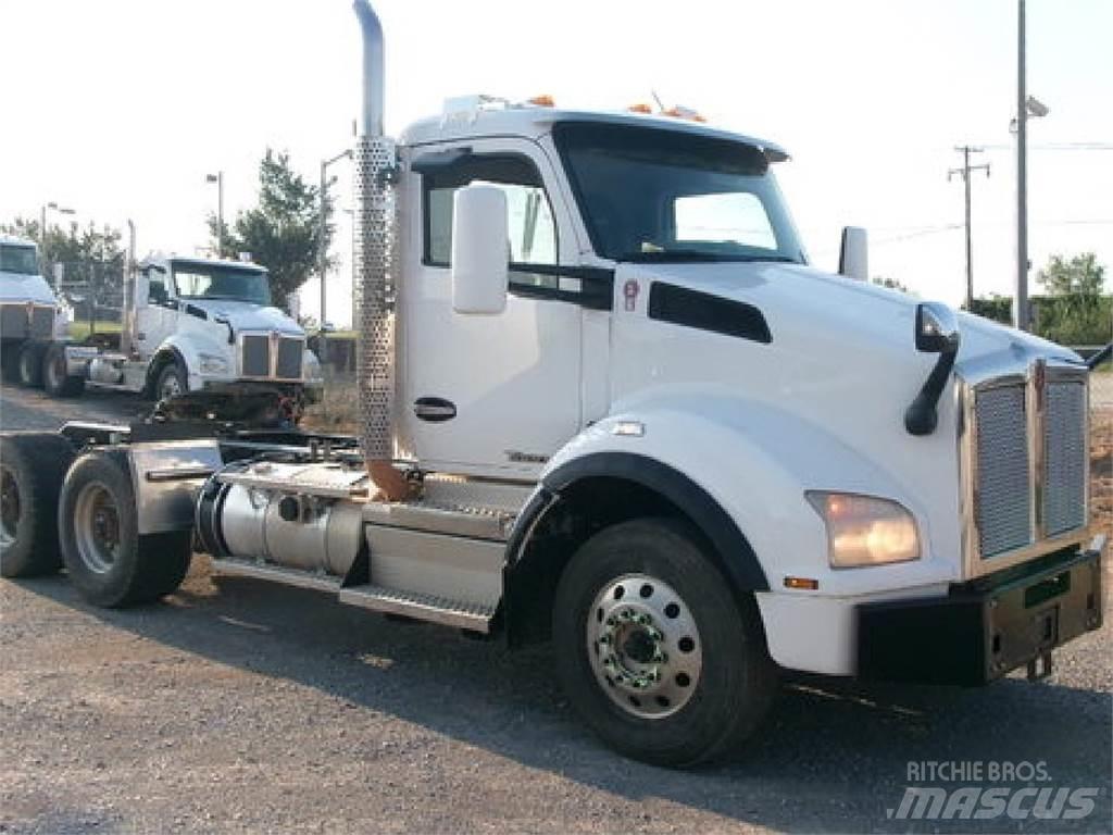 Kenworth T880 Tractor Units
