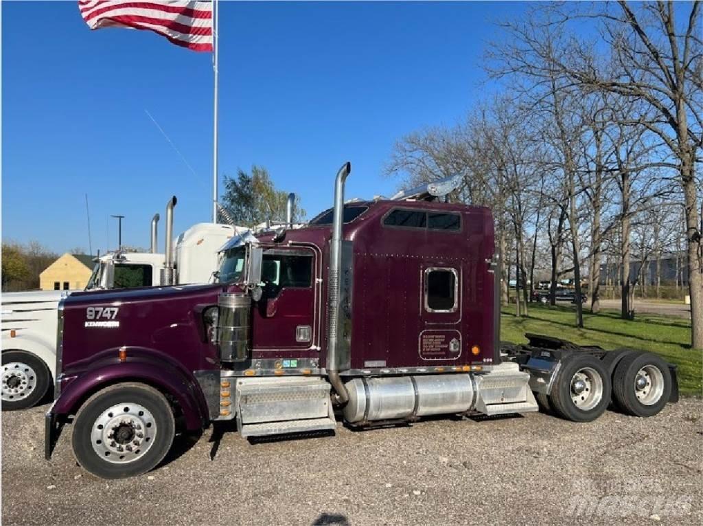 Kenworth W900 Tractor Units