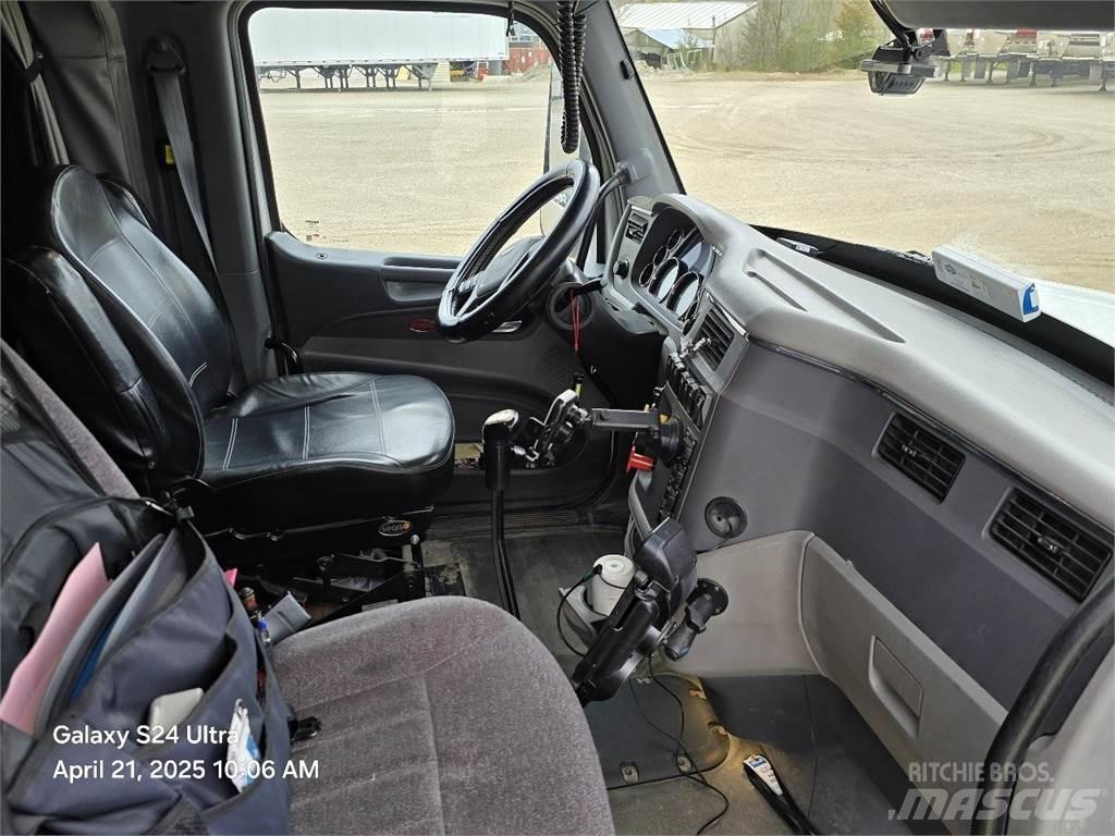Peterbilt 567 Tractor Units