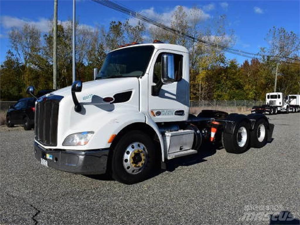 Peterbilt 579 Tractor Units