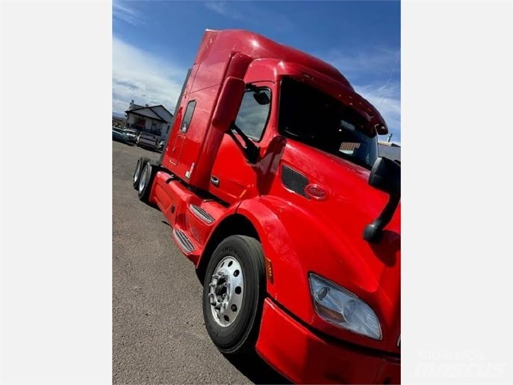 Peterbilt 579 Tractor Units