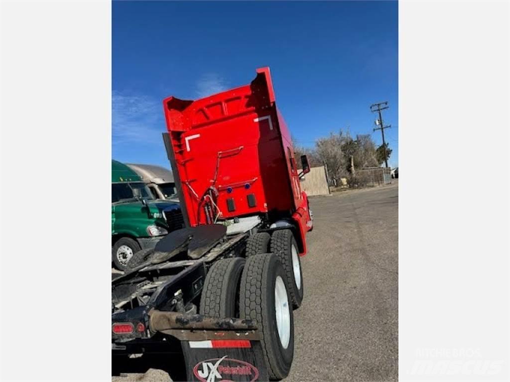 Peterbilt 579 Tractor Units
