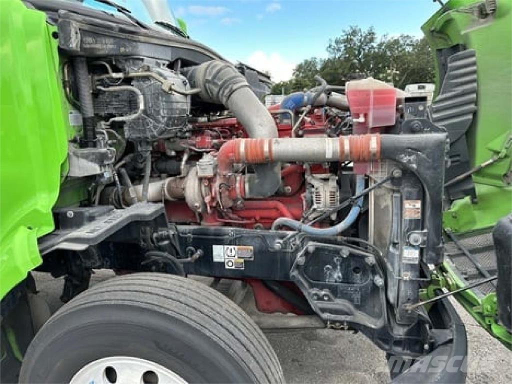 Peterbilt 579 Tractor Units