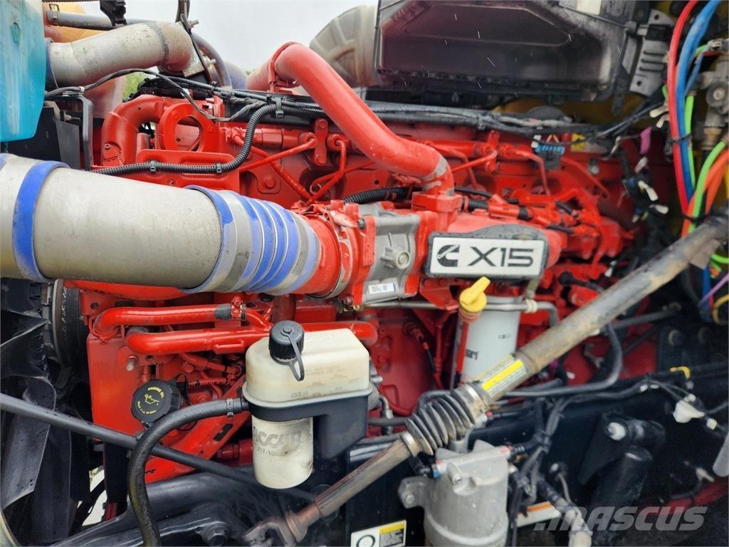 Peterbilt 579 Tractor Units