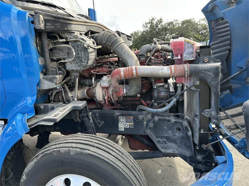 Peterbilt 579 Tractor Units