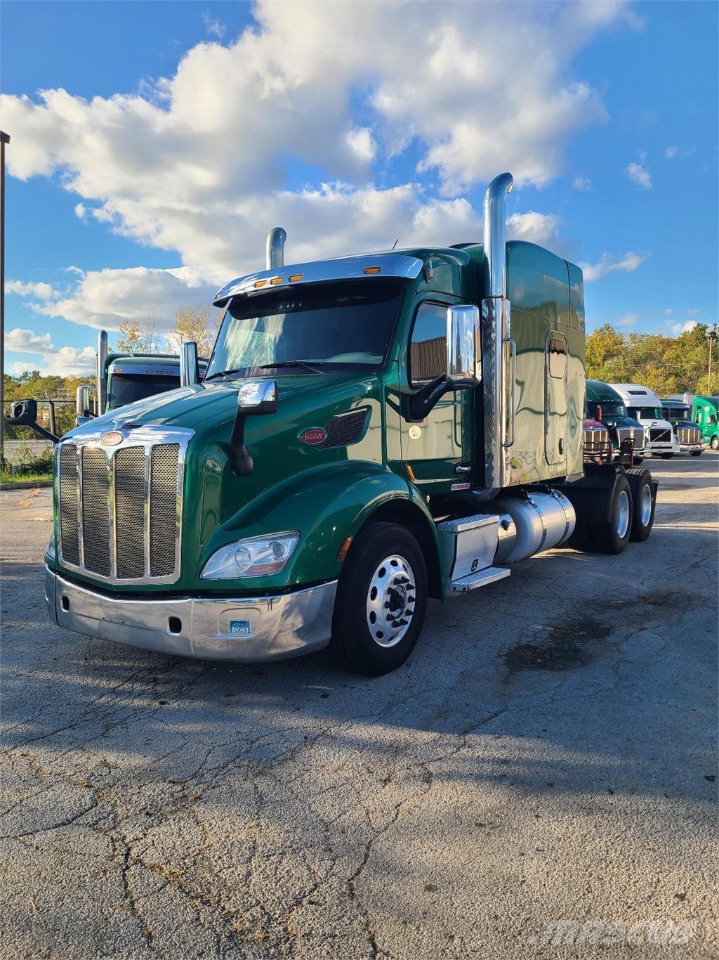 Peterbilt 579 Tractor Units