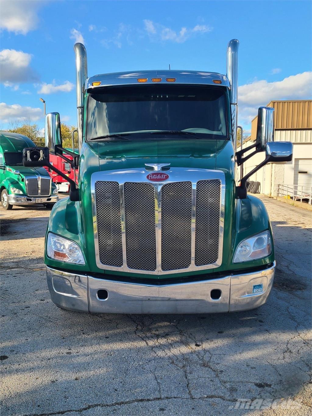 Peterbilt 579 Tractor Units