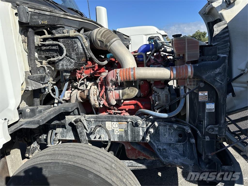 Peterbilt 579 Tractor Units