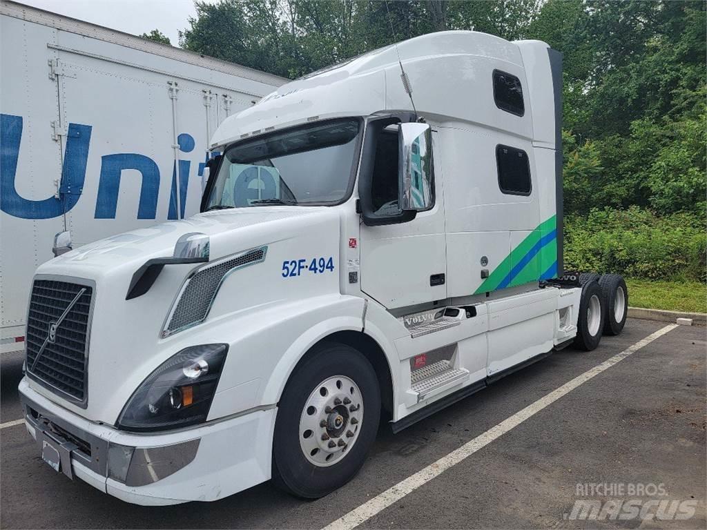 Volvo VNL64T780 Tractor Units