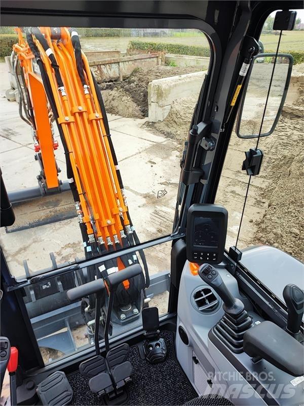 Develon DX27z-7 Mini excavators < 7t (Mini diggers)