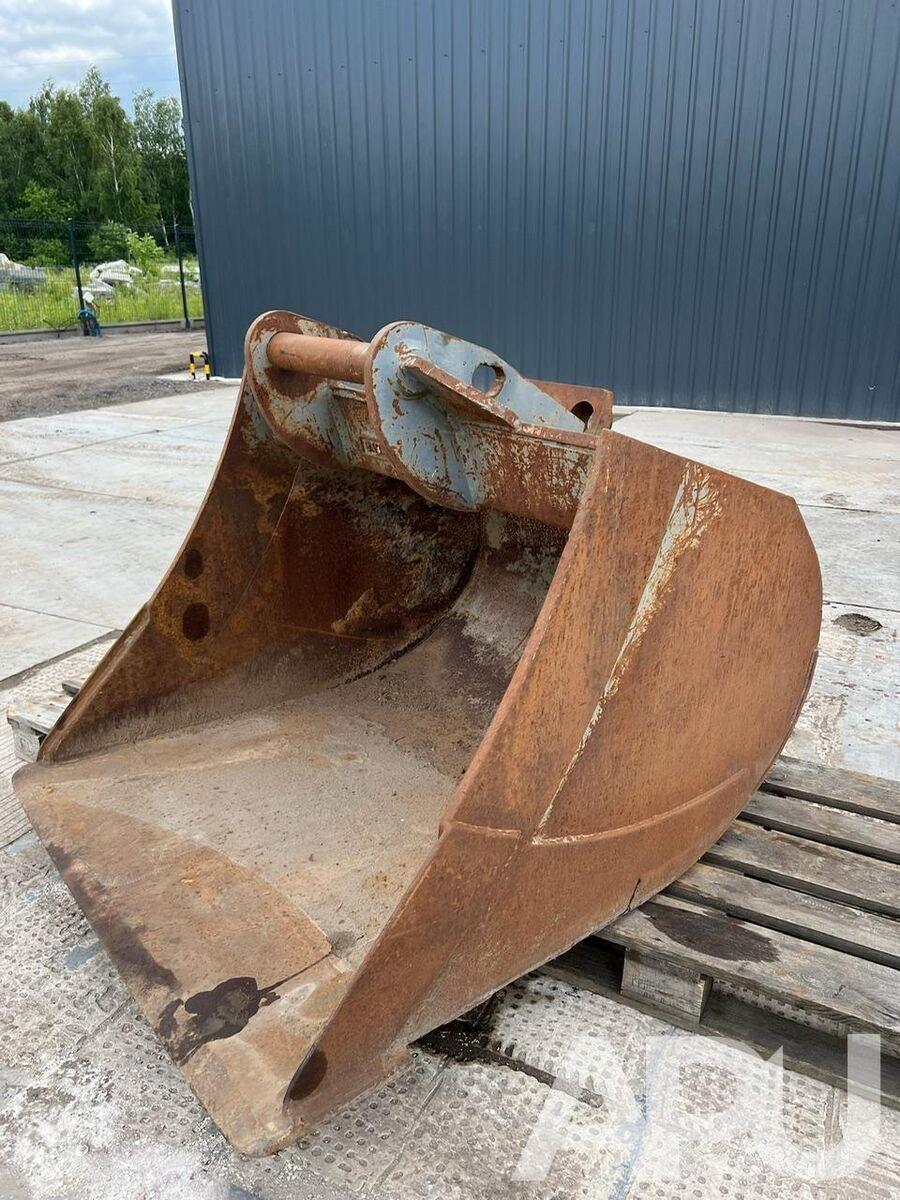  Baumgärtner Buckets