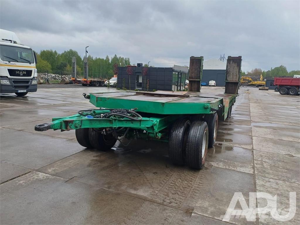  Mueller T40 Low loaders