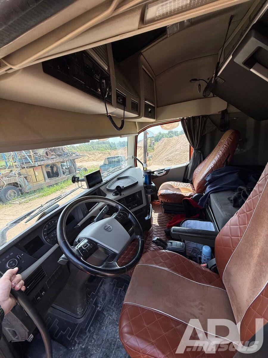 Volvo FH500 Tipper trucks