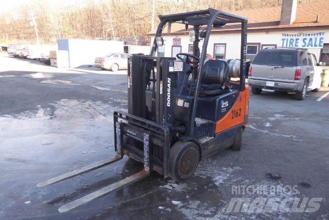 Doosan GC25P-5 Forklift trucks - others