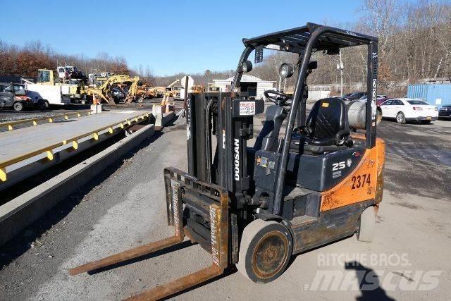 Doosan GC25P-5 Forklift trucks - others