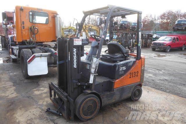 Doosan GC25P-5 Forklift trucks - others