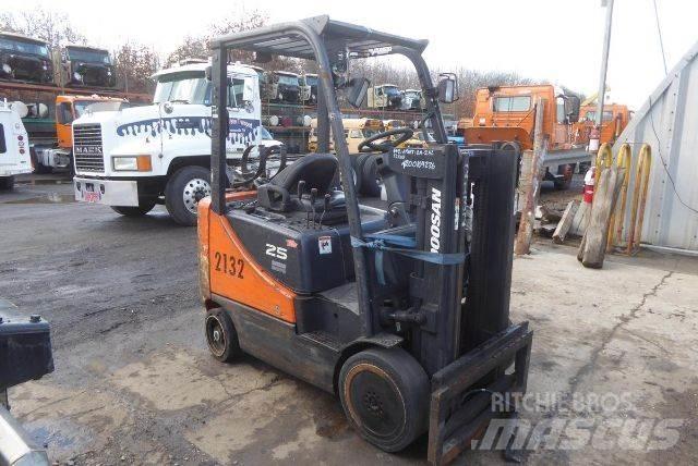 Doosan GC25P-5 Forklift trucks - others