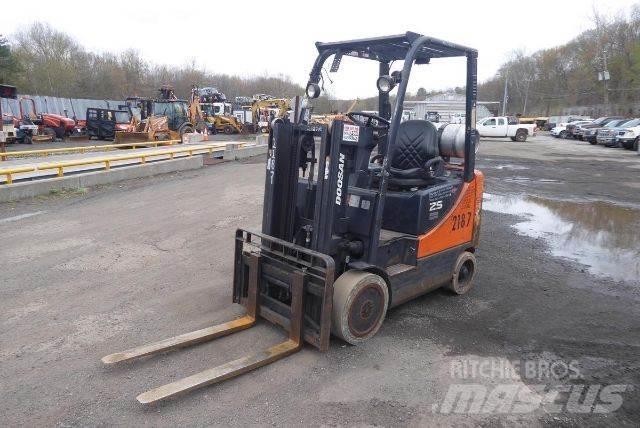 Doosan GC25P-5 Forklift trucks - others