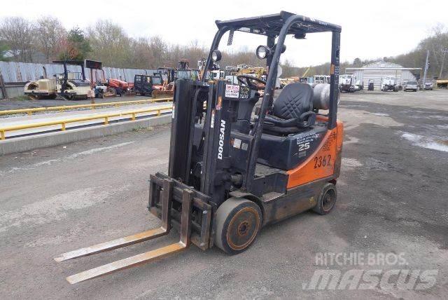 Doosan GC25P-5 Forklift trucks - others
