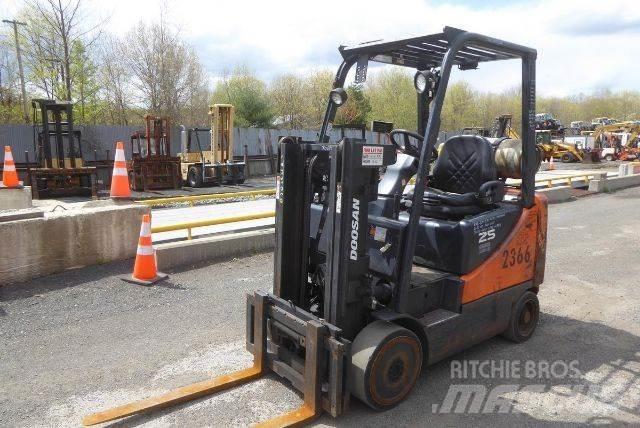 Doosan GC25P-5 Forklift trucks - others