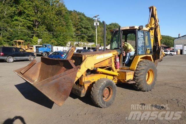 John Deere 710B Backhoe loaders