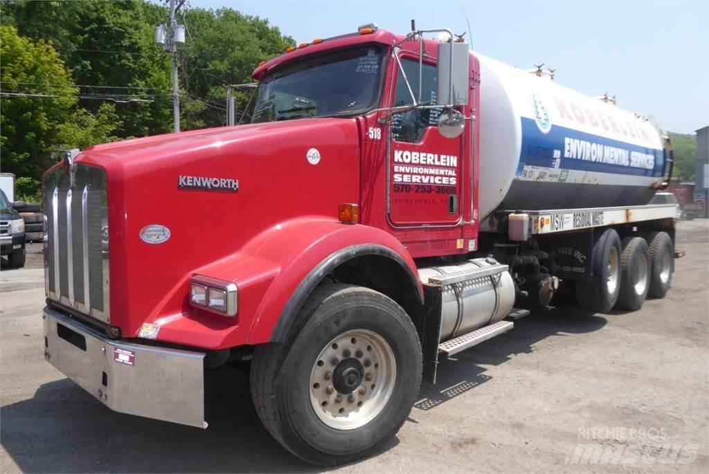 Kenworth T800 Combi / vacuum trucks