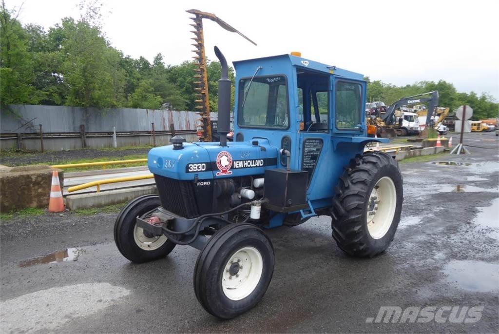 New Holland 3930 Tractors