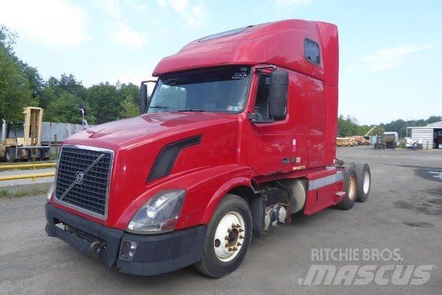 Volvo VNL64T Tractor Units