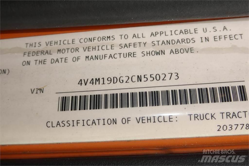 Volvo VNM42T Chassis Cab trucks