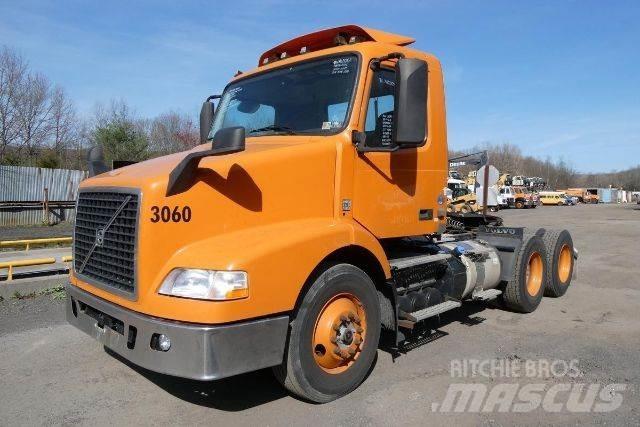 Volvo VNM64T Chassis Cab trucks