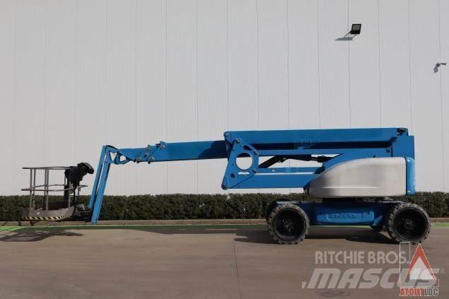 Niftylift HR28 Articulated boom lifts