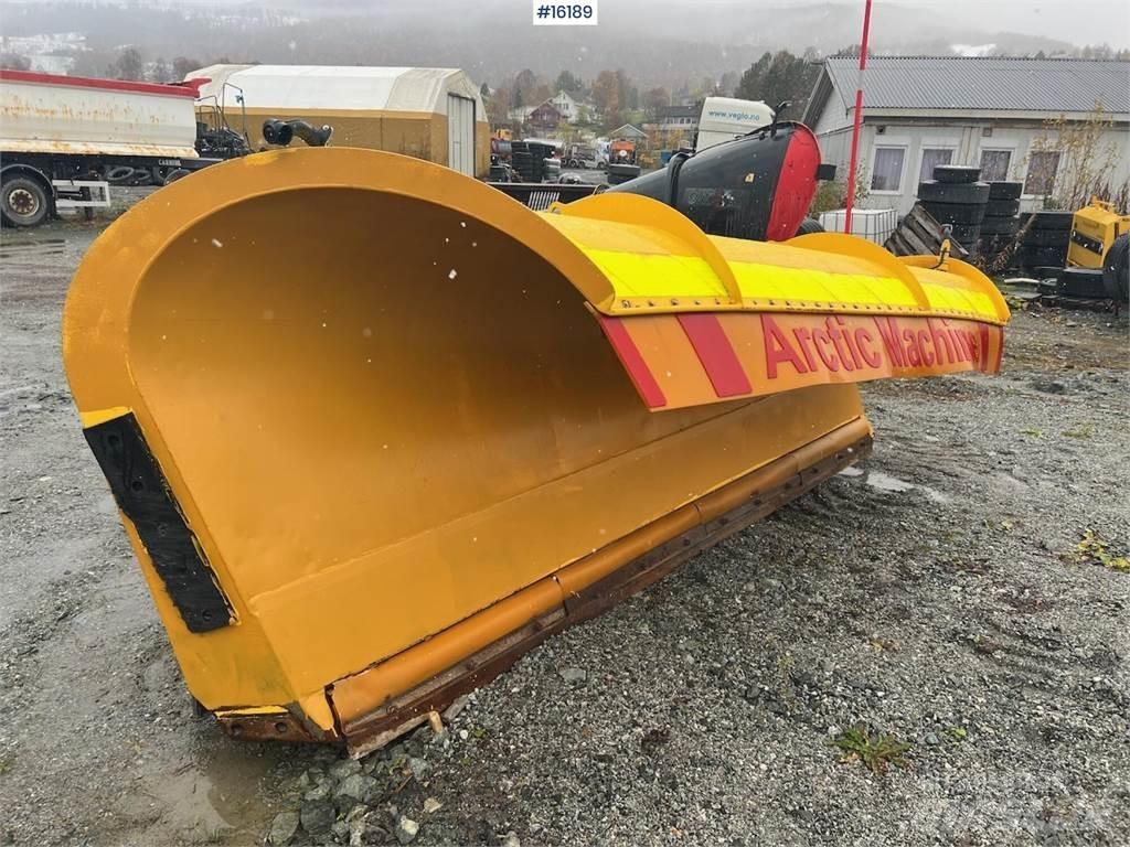  Artic Machine plog Transportation - Others